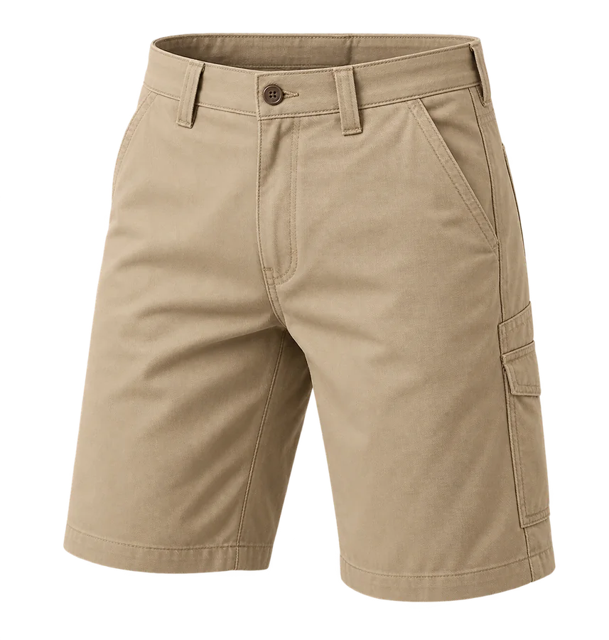 מכנסיים קצרים בצבע בז׳ על רקע שקוף